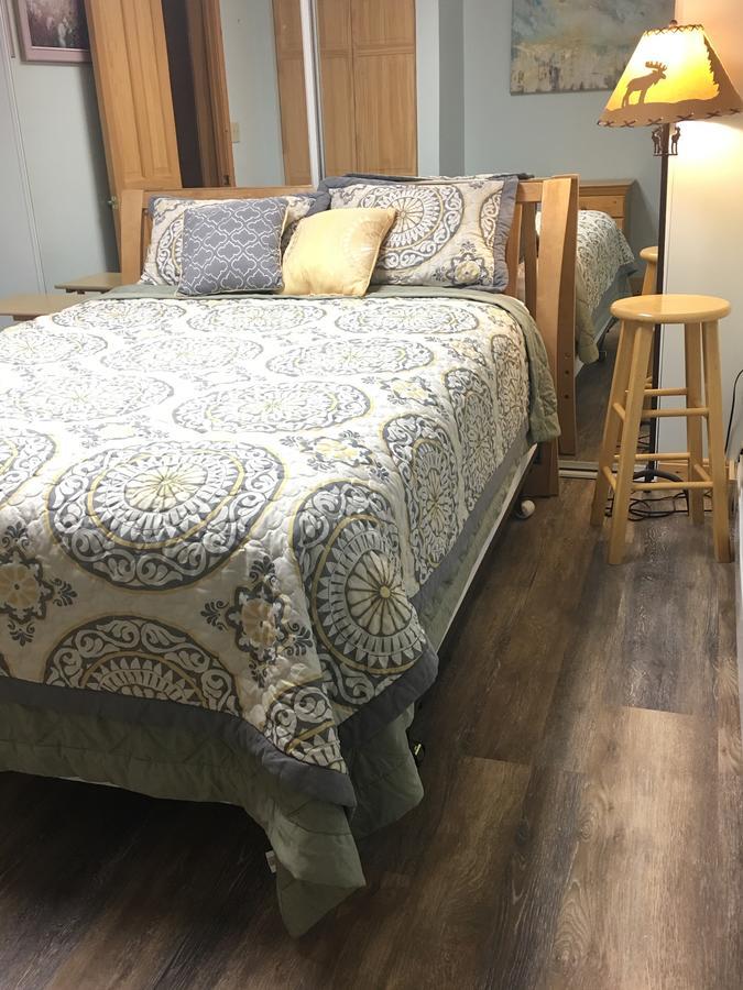 Sawing Logzz Cabin Copper Center Εξωτερικό φωτογραφία